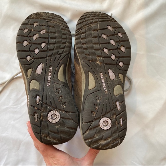 Merrell Women’s hiking outdoor shoes - Picture 7 of 7